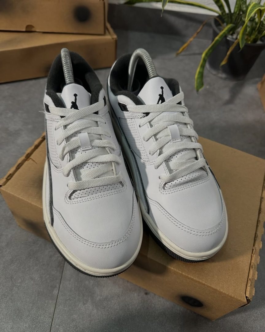 Jordan Flight Curt