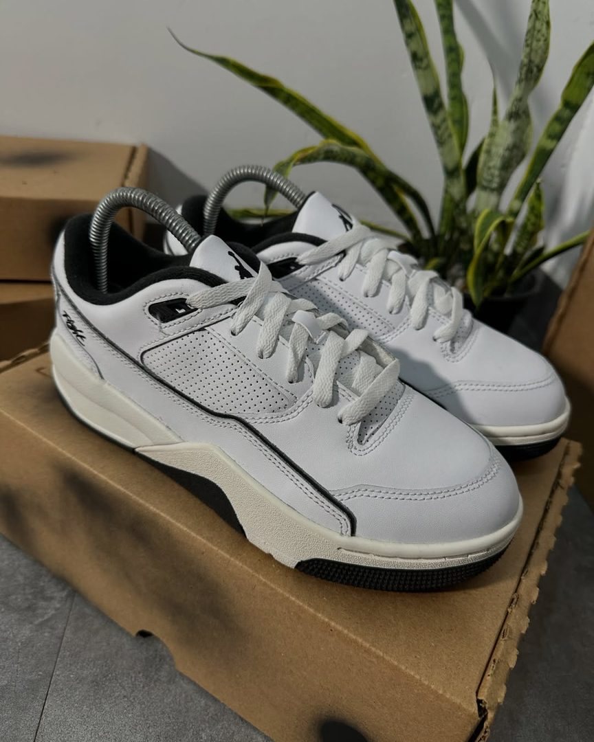 Jordan Flight Curt