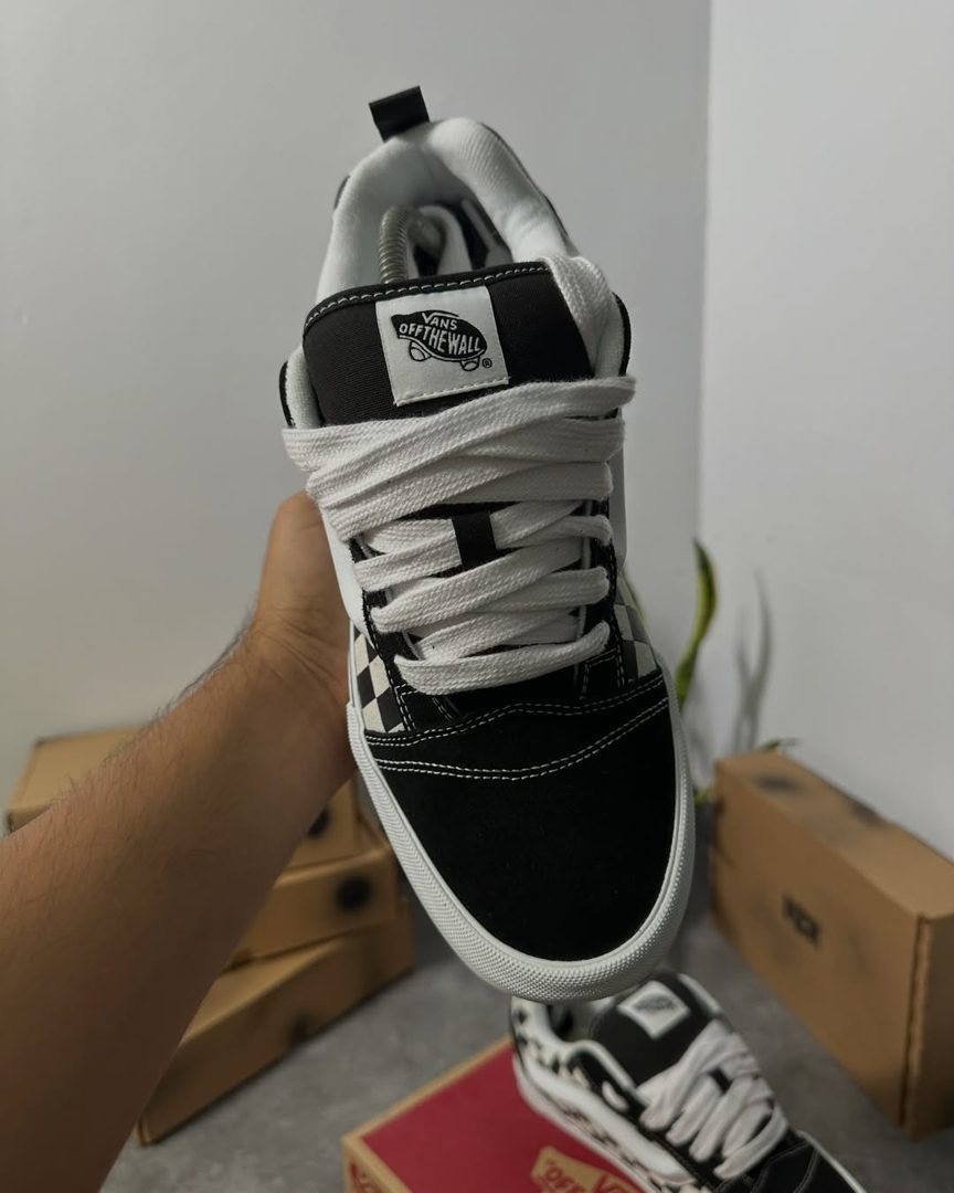 Vans Knu Skool