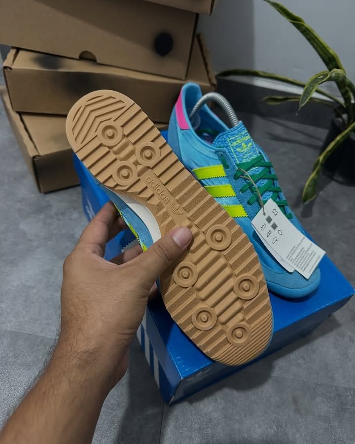Adidas SL 72