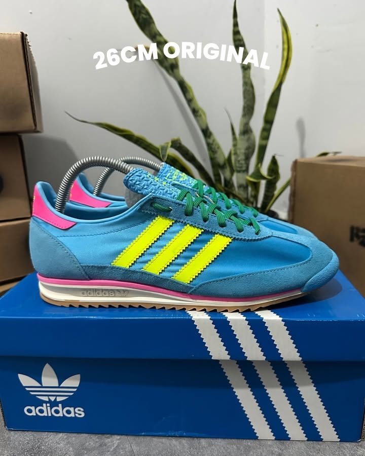 Adidas SL 72
