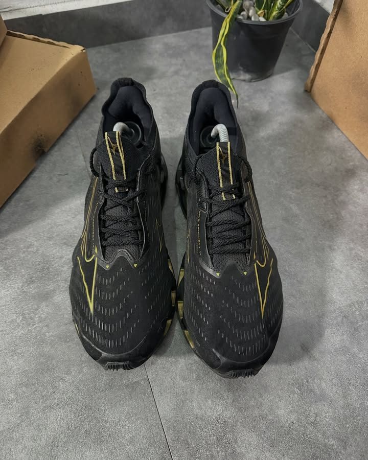Mizuno Prophecy 14