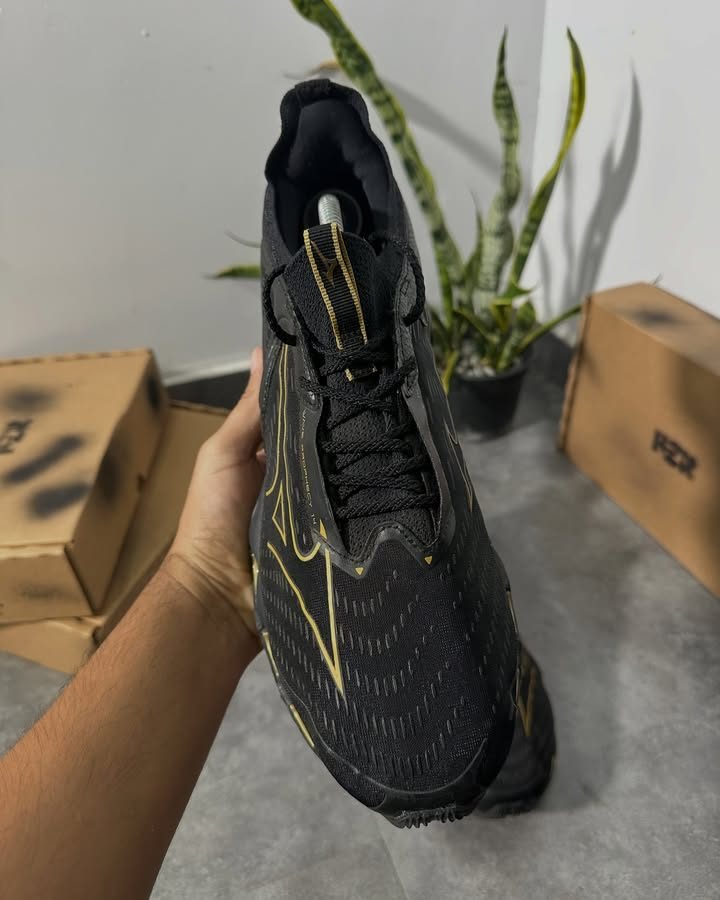 Mizuno Prophecy 14