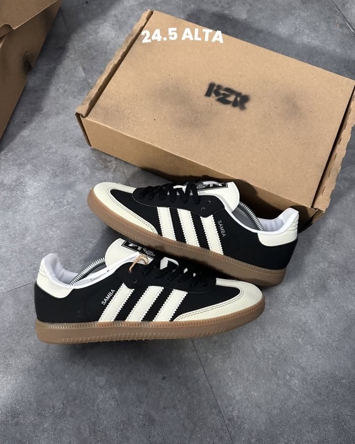 Adidas Samba